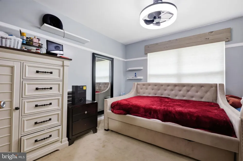 114 YORKSHIRE WAY Hatboro, PA 19040