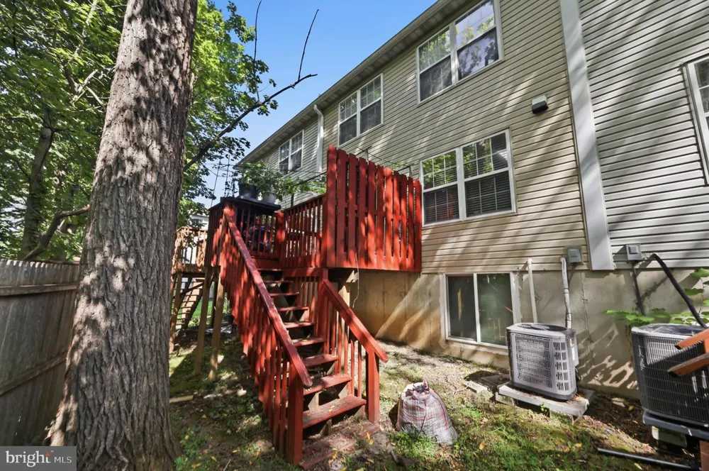 114 YORKSHIRE WAY Hatboro, PA 19040