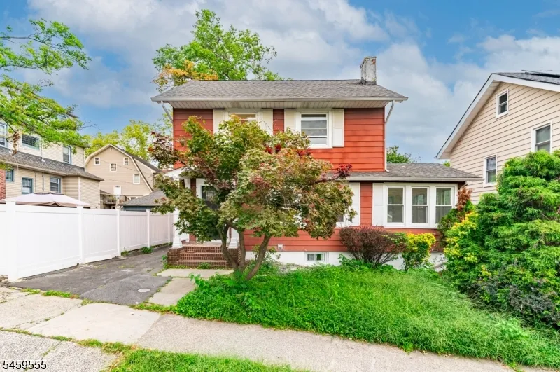 58 Wayne Ave East Orange City, NJ 07018
