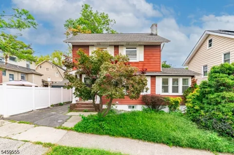 58 Wayne Ave