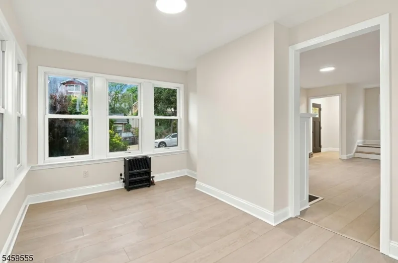 58 Wayne Ave East Orange City, NJ 07018