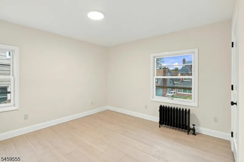 58 Wayne Ave East Orange City, NJ 07018