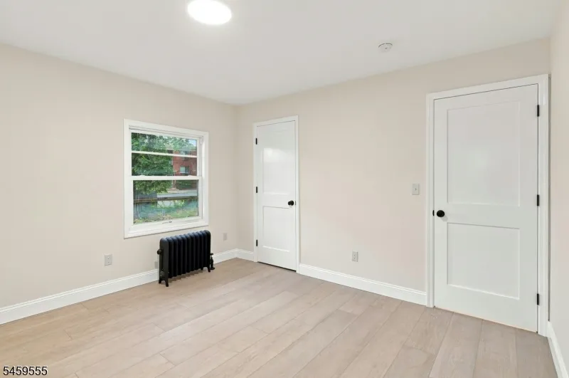 58 Wayne Ave East Orange City, NJ 07018