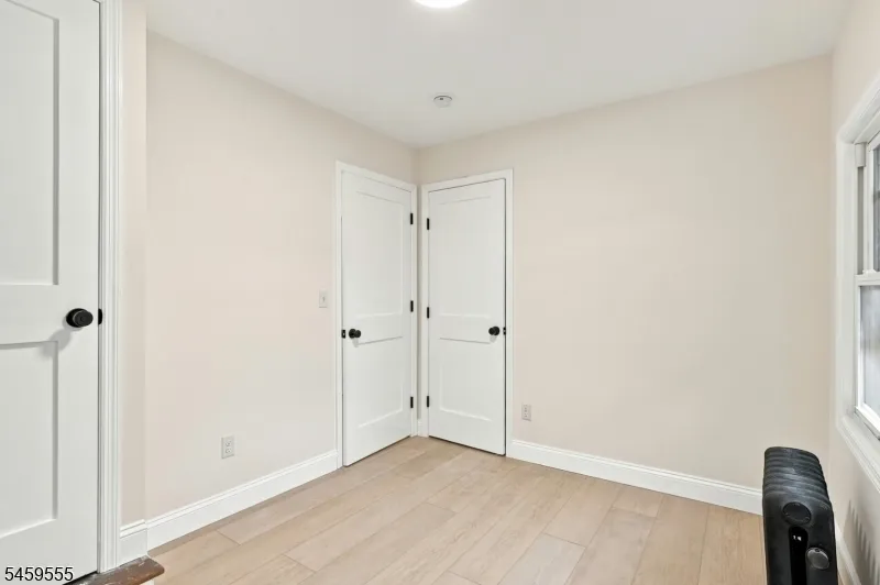 58 Wayne Ave East Orange City, NJ 07018