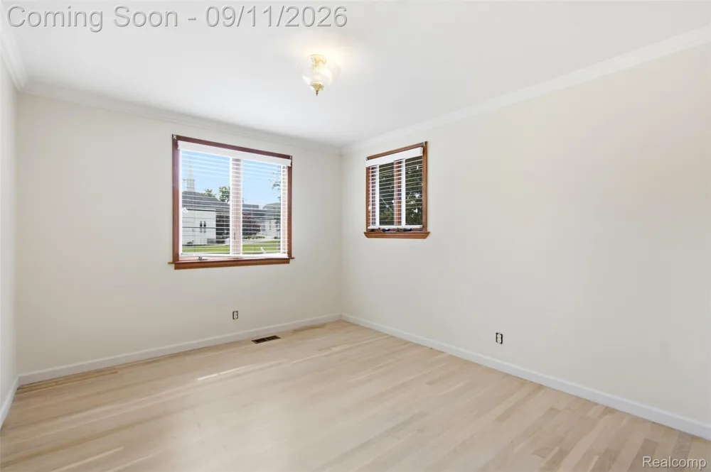 5150 Commerce Road West Bloomfield Charter Township, MI 48324