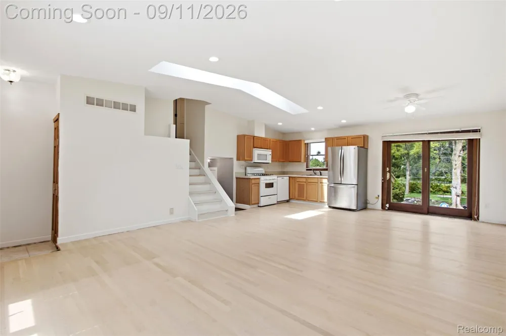 5150 Commerce Road West Bloomfield Charter Township, MI 48324