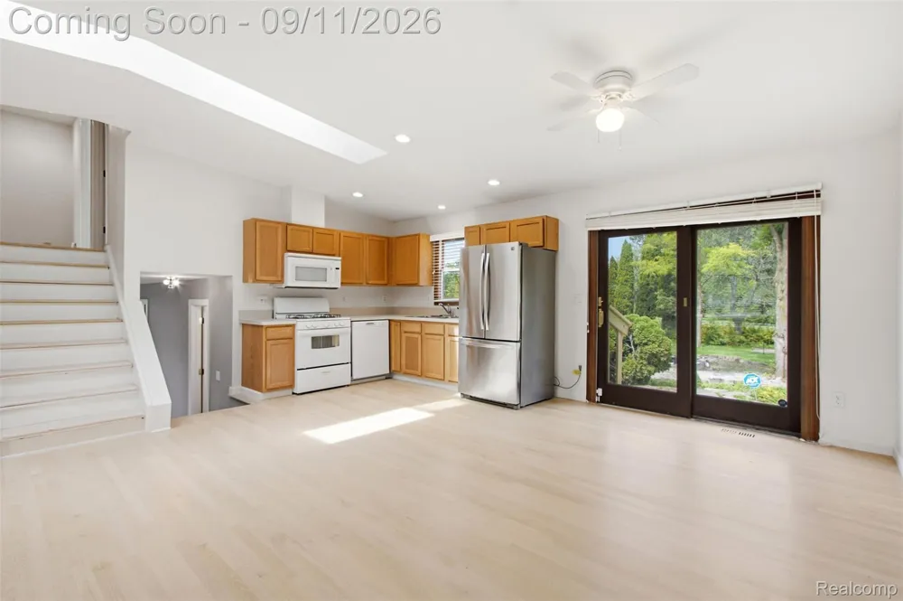 5150 Commerce Road West Bloomfield Charter Township, MI 48324