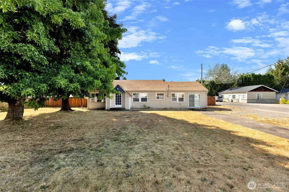 408 S Parkway Avenue Battle Ground, WA 98604
