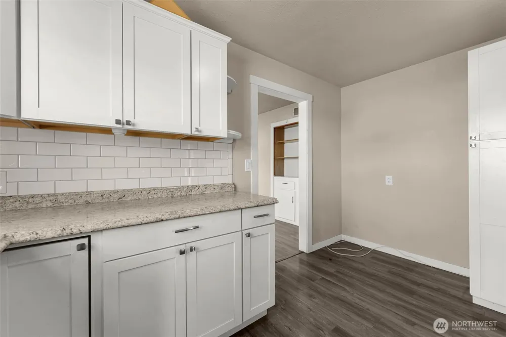 408 S Parkway Avenue Battle Ground, WA 98604