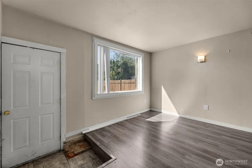 408 S Parkway Avenue Battle Ground, WA 98604
