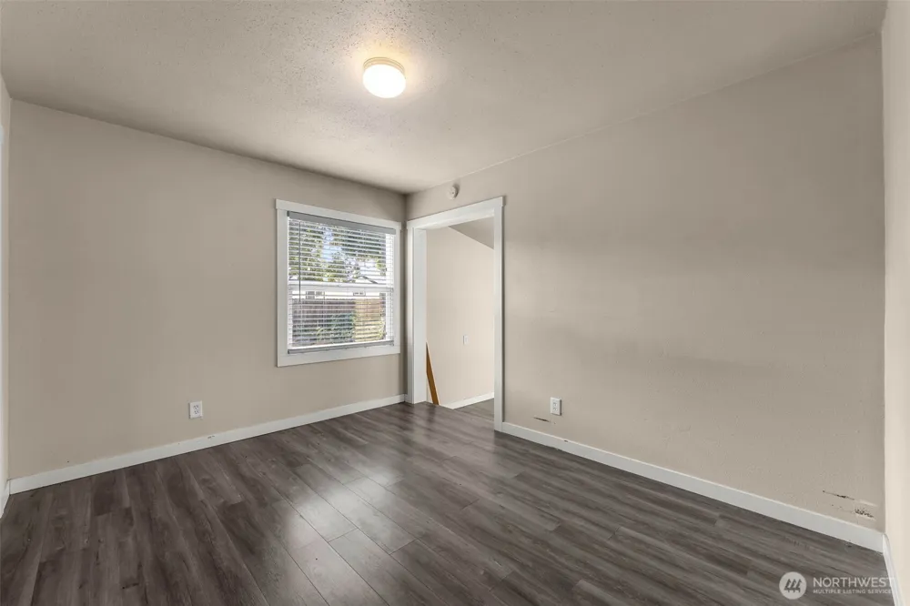 408 S Parkway Avenue Battle Ground, WA 98604