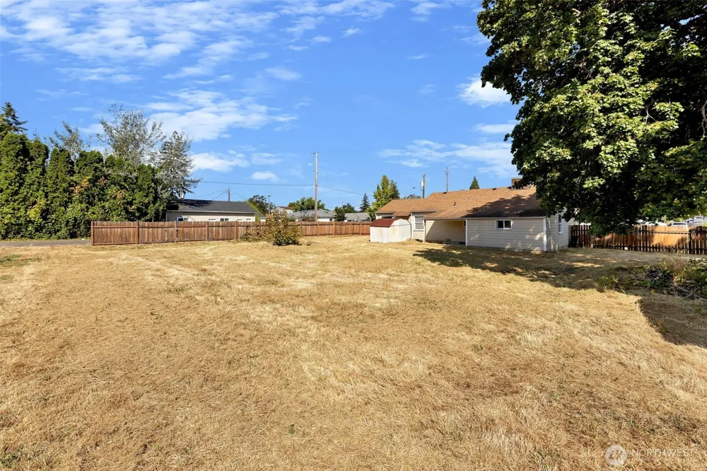 408 S Parkway Avenue Battle Ground, WA 98604