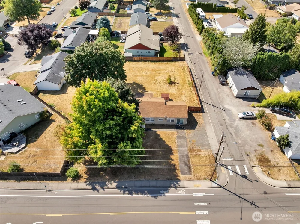 408 S Parkway Avenue Battle Ground, WA 98604