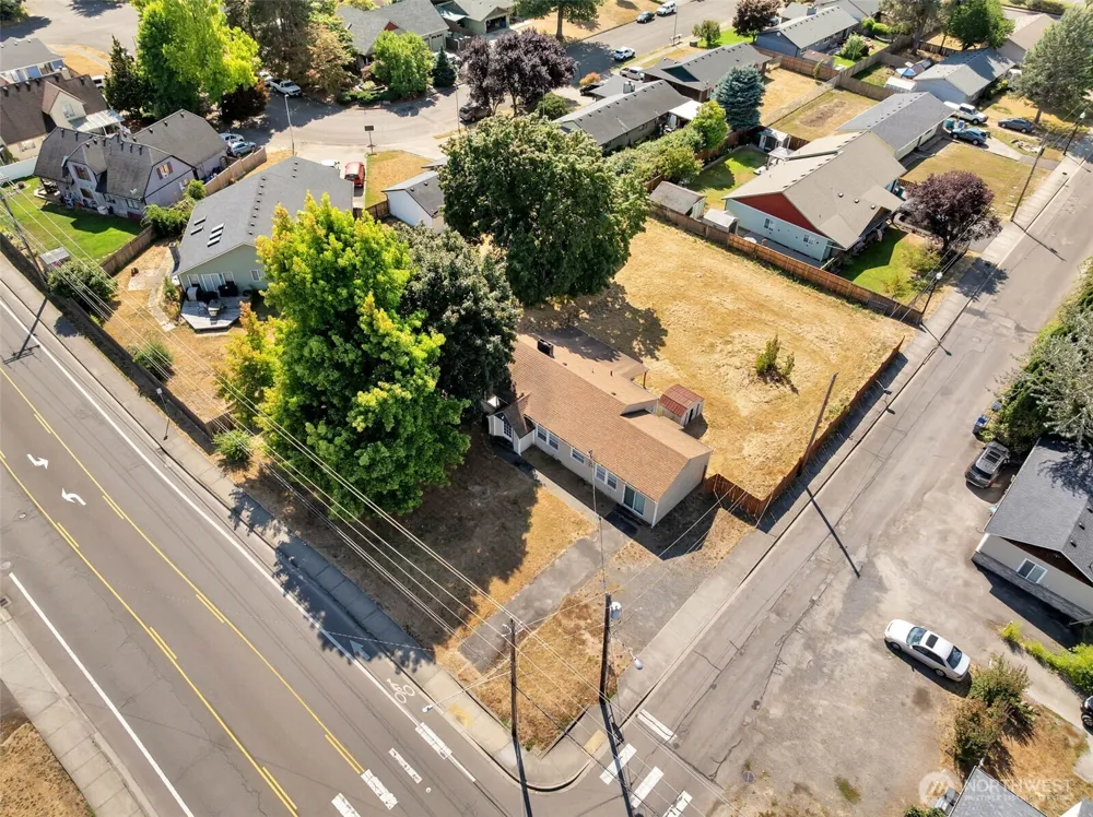408 S Parkway Avenue Battle Ground, WA 98604