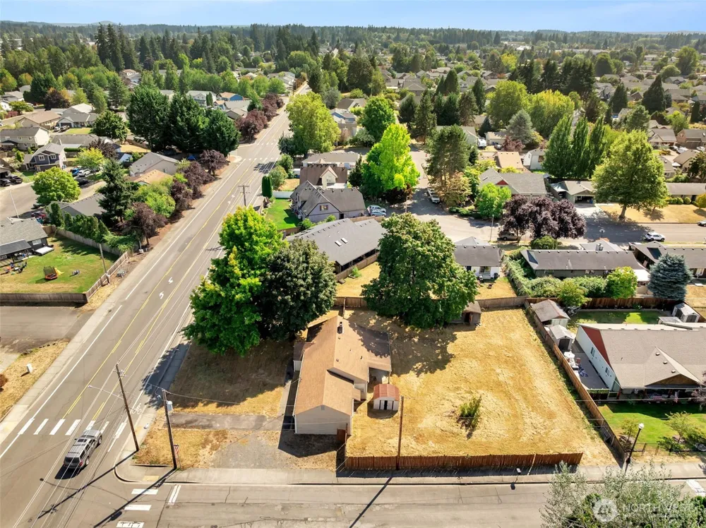 408 S Parkway Avenue Battle Ground, WA 98604