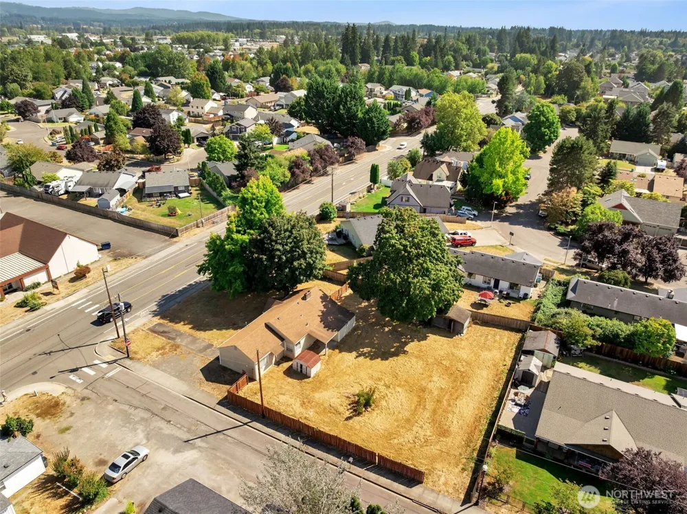 408 S Parkway Avenue Battle Ground, WA 98604