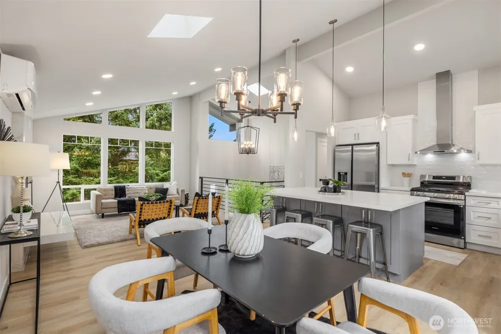 6008 116th Ave NE Kirkland, WA 98033