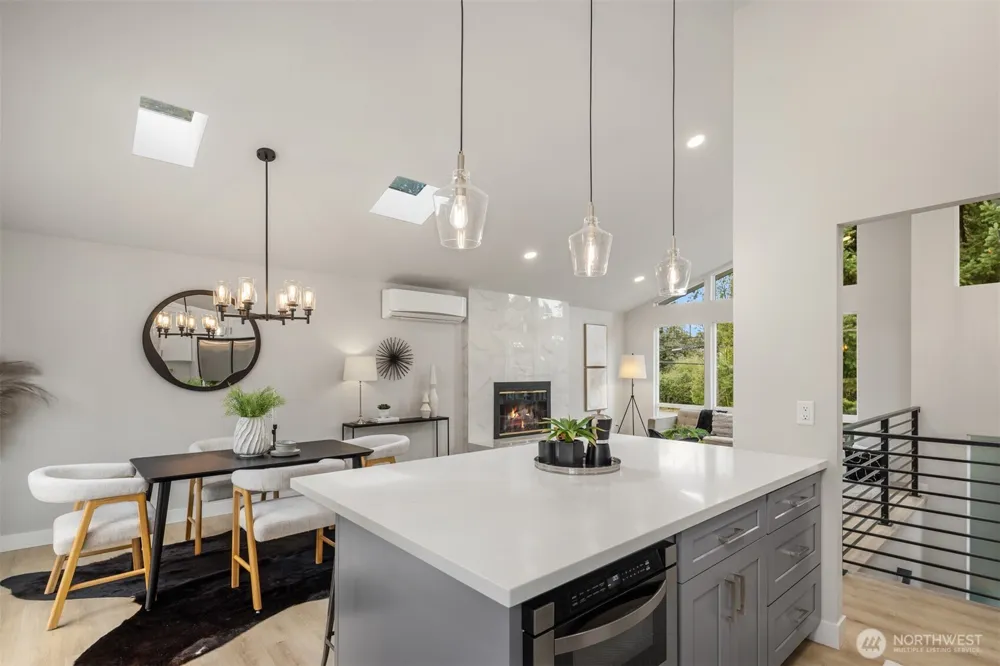 6008 116th Ave NE Kirkland, WA 98033
