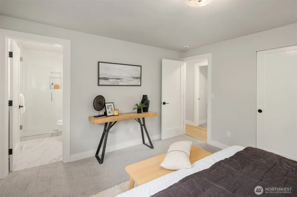 6008 116th Ave NE Kirkland, WA 98033