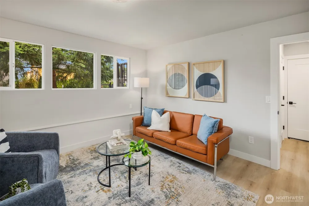 6008 116th Ave NE Kirkland, WA 98033