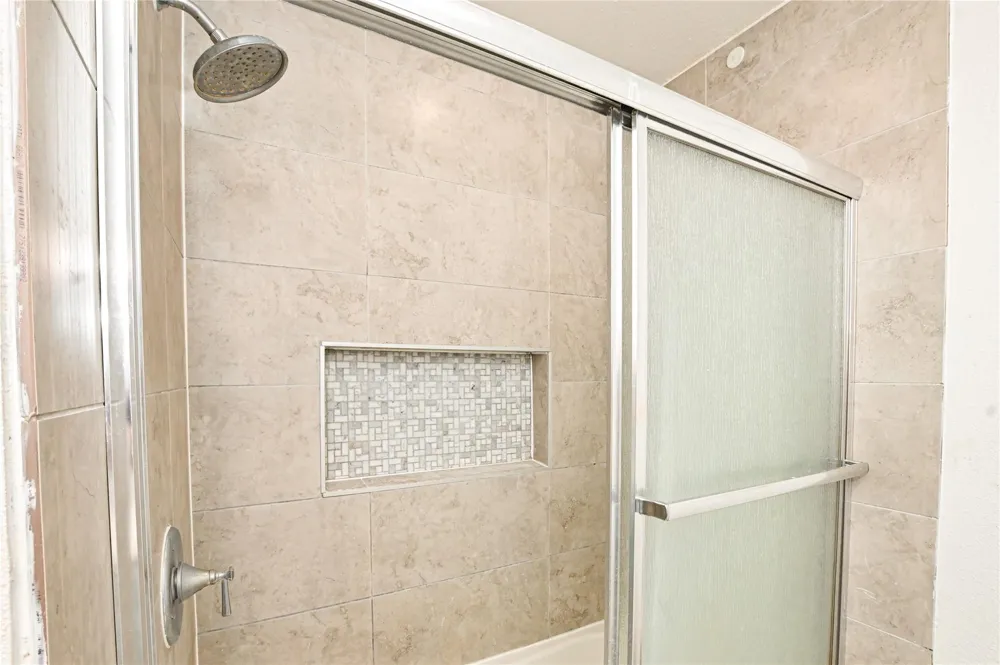 7301 Avenue L 1/2 Santa Fe, TX 77510