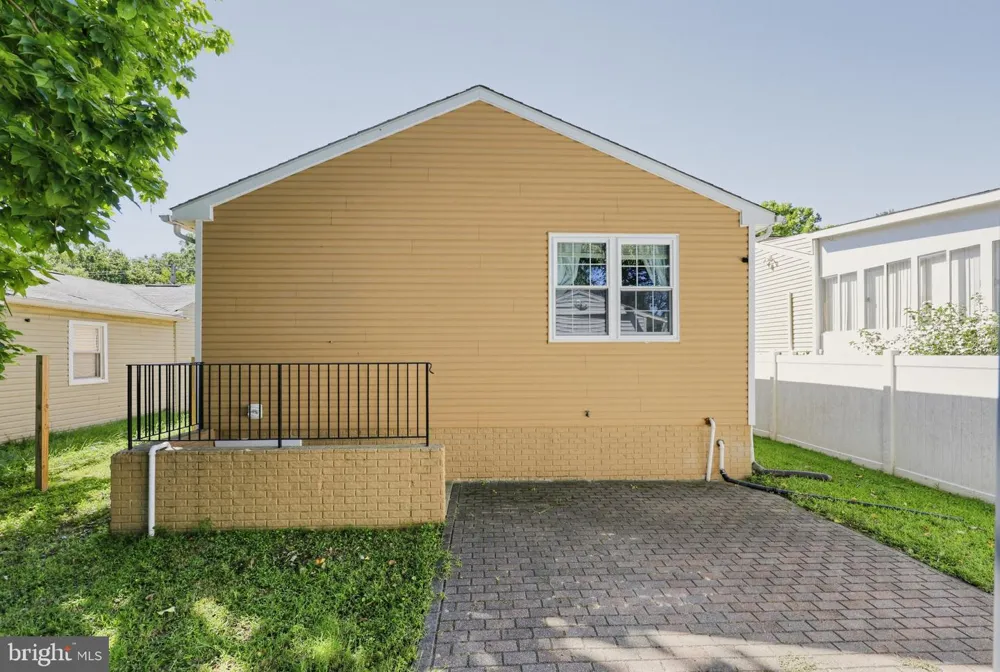 13214 11TH STREET Bowie, MD 20715