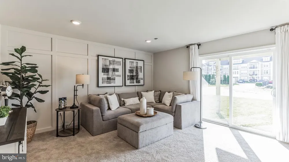 244 MACOUN WAY Glassboro, NJ 08028