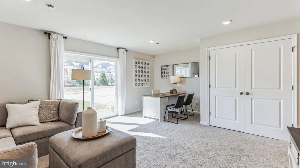 244 MACOUN WAY Glassboro, NJ 08028