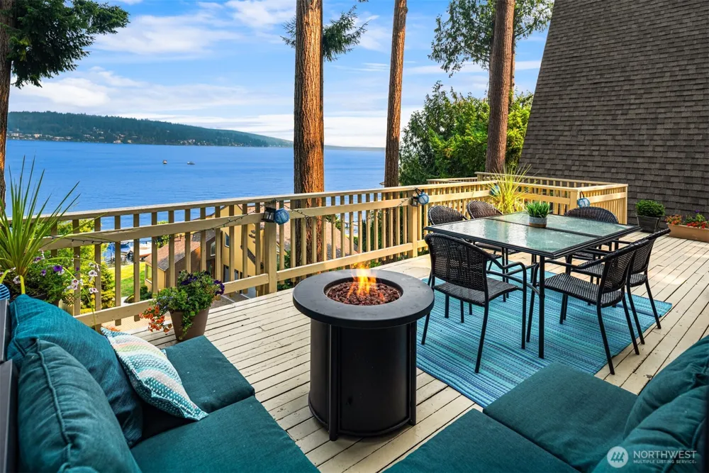 1602 W Lake Sammamish Parkway SE Bellevue, WA 98008