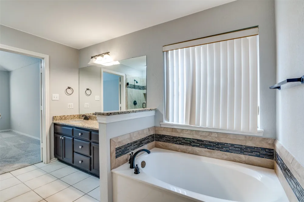 2916 Renaissance Circle Dallas, TX 75287