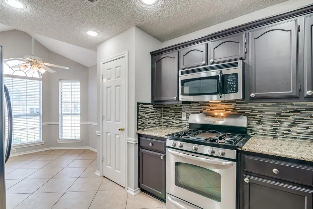 2916 Renaissance Circle Dallas, TX 75287