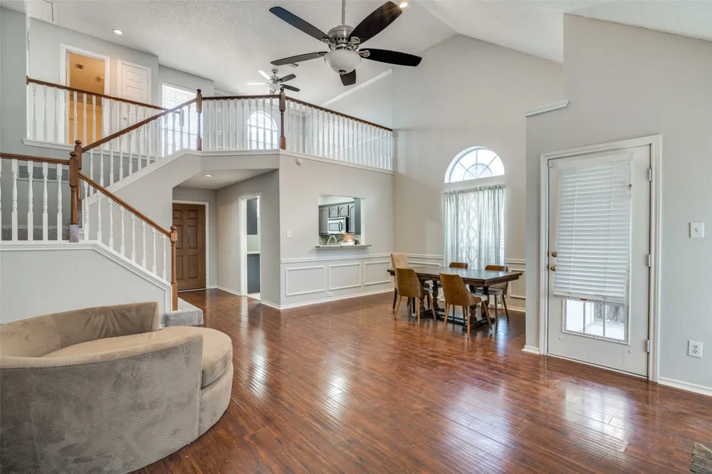 2916 Renaissance Circle Dallas, TX 75287
