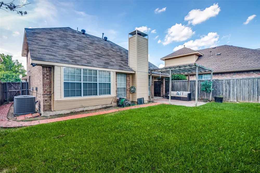 2916 Renaissance Circle Dallas, TX 75287
