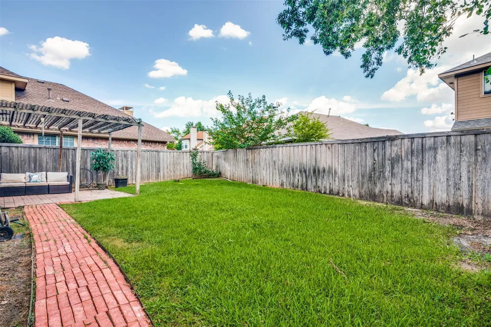 2916 Renaissance Circle Dallas, TX 75287