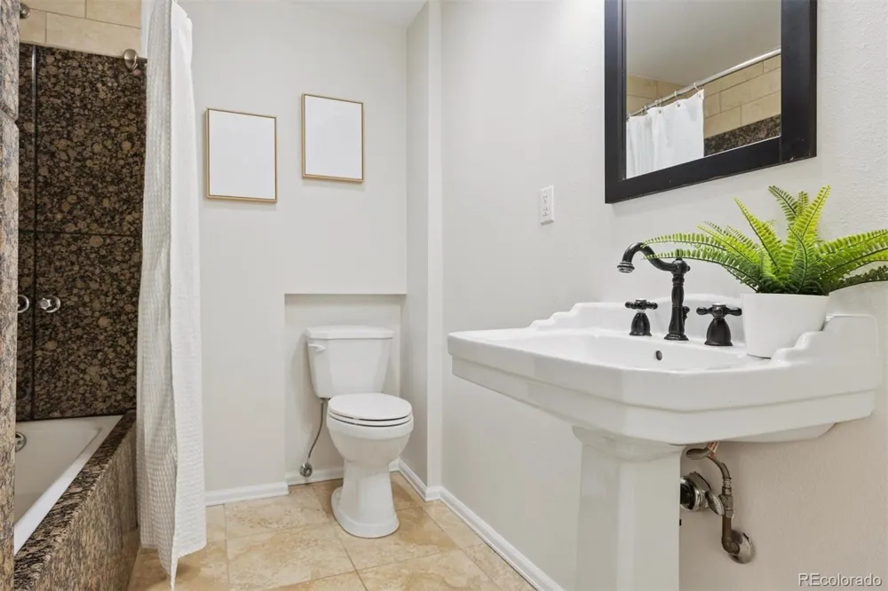 1321 Tamarac Street Denver, CO 80220