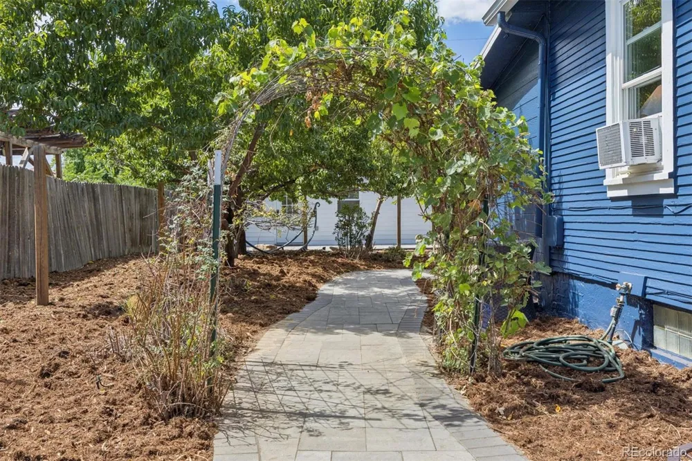 1321 Tamarac Street Denver, CO 80220