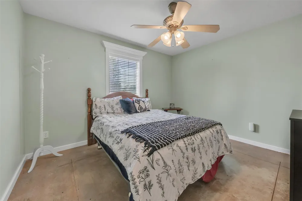 11885 Golden Mist College Station, TX 77845