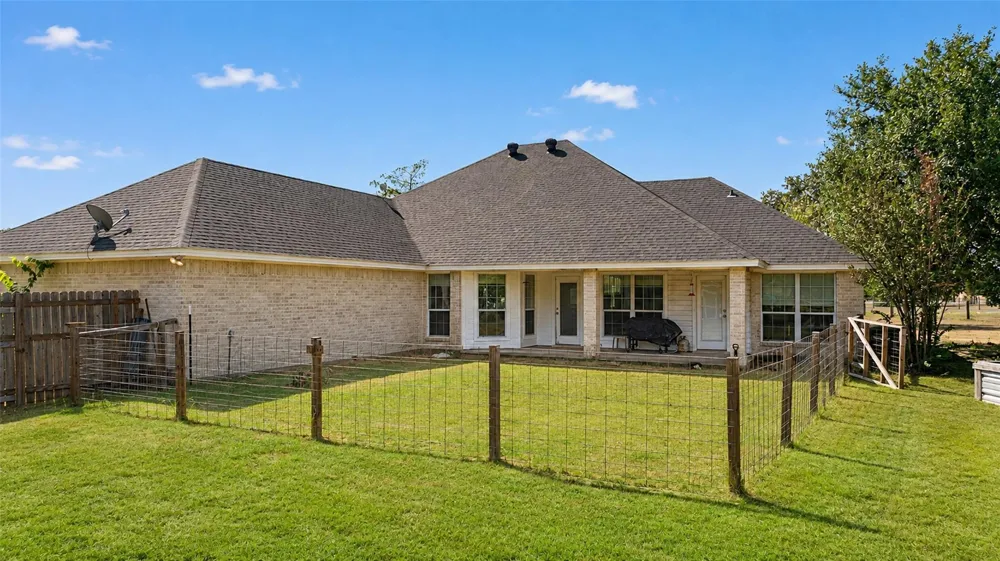 11885 Golden Mist College Station, TX 77845