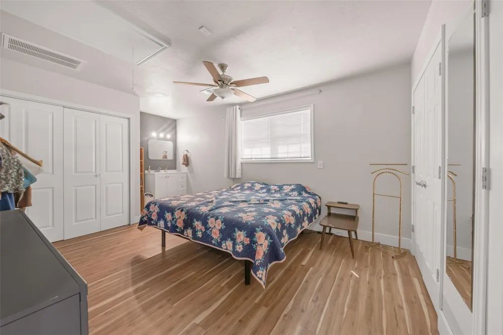 11885 Golden Mist College Station, TX 77845
