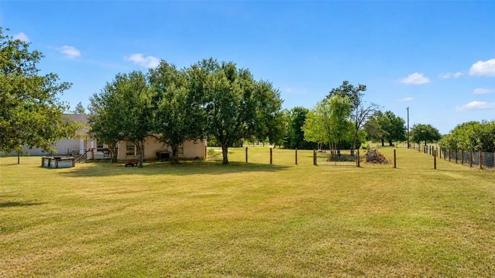 11885 Golden Mist College Station, TX 77845