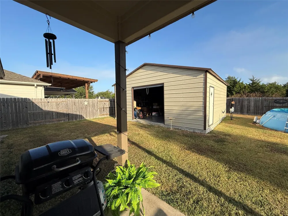 620 W Sheldon Avenue Thrall, TX 76578