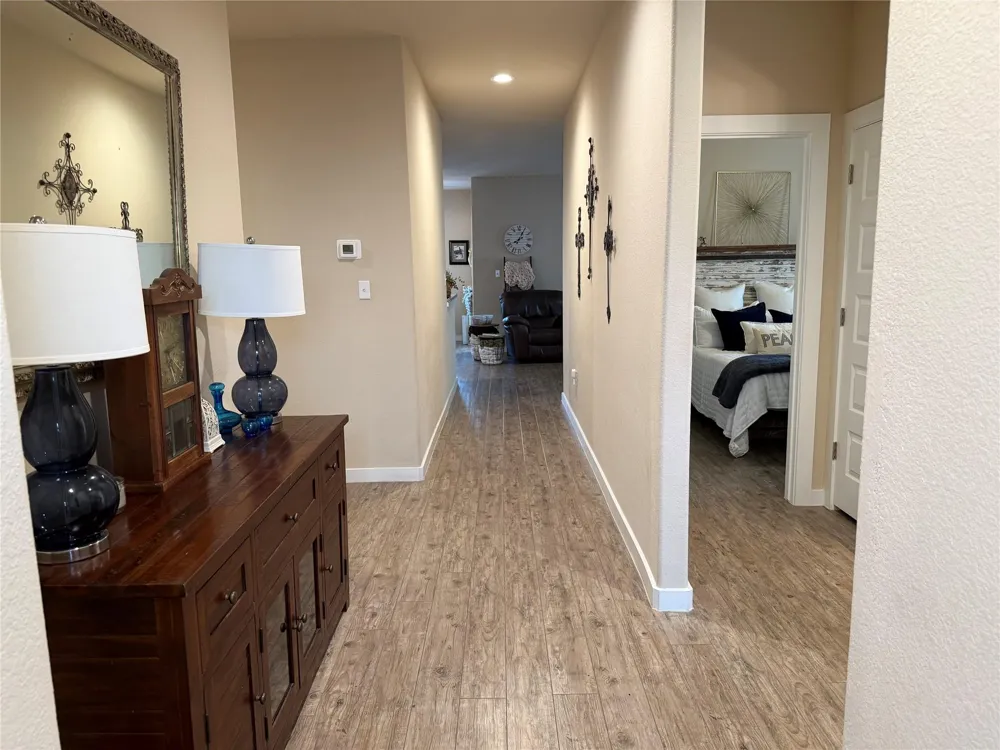 620 W Sheldon Avenue Thrall, TX 76578