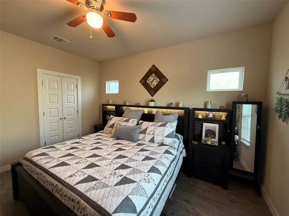 620 W Sheldon Avenue Thrall, TX 76578