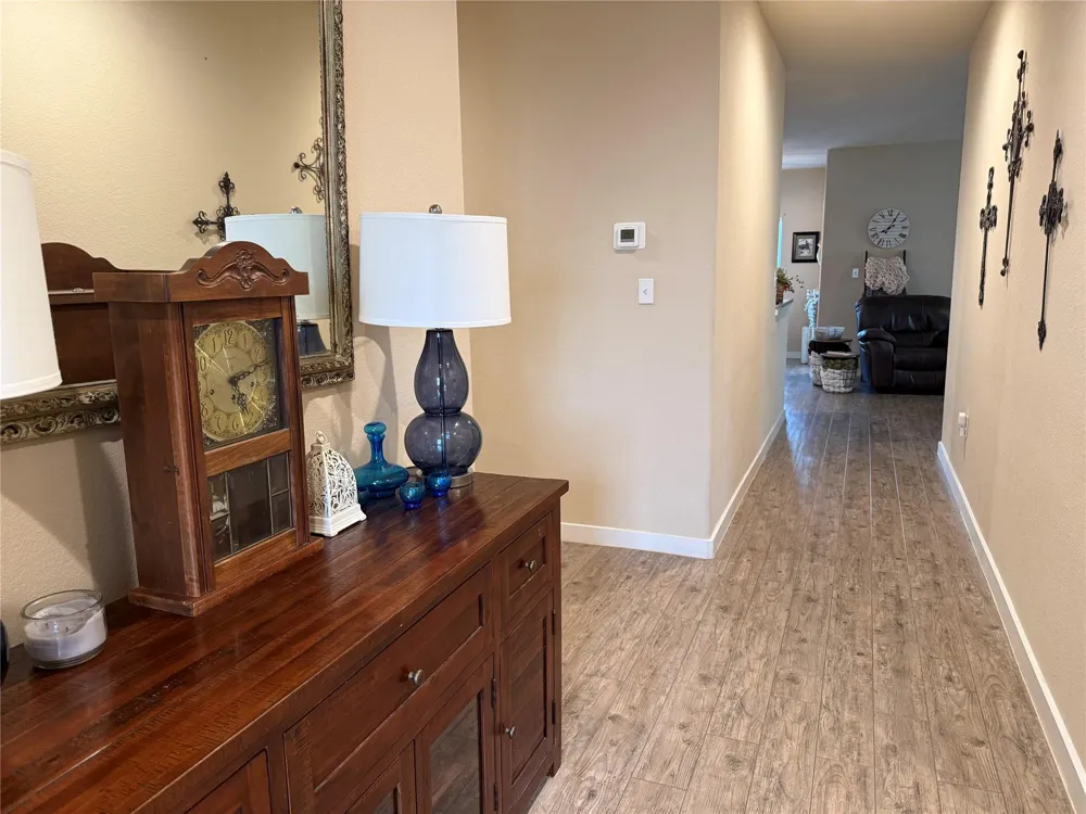 620 W Sheldon Avenue Thrall, TX 76578