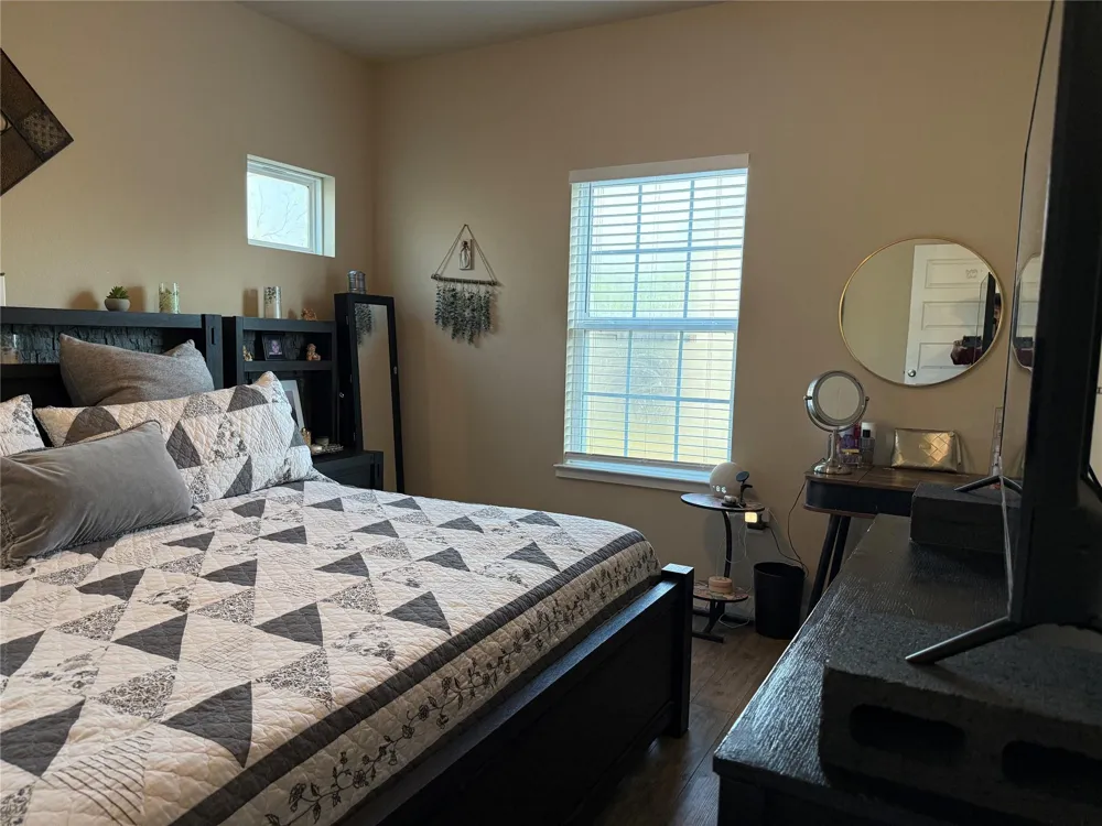 620 W Sheldon Avenue Thrall, TX 76578