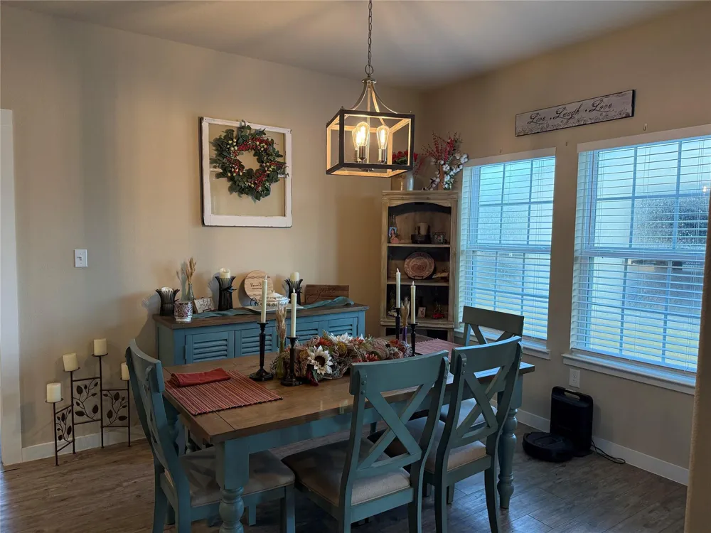 620 W Sheldon Avenue Thrall, TX 76578