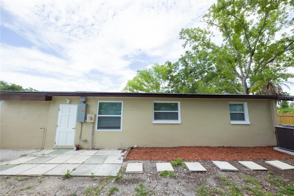 8830 69TH STREET Pinellas Park, FL 33782