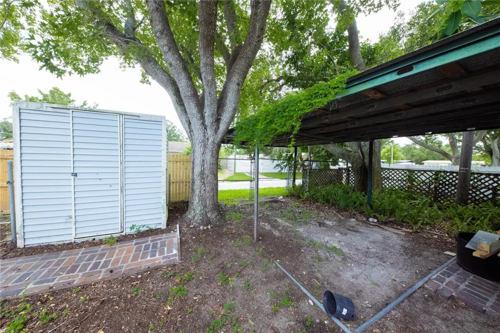 8830 69TH STREET Pinellas Park, FL 33782