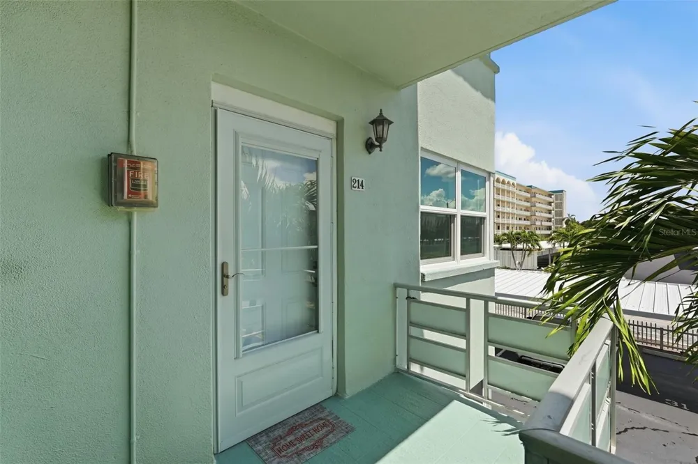 5935 30TH AVENUE S #214 Gulfport, FL 33707