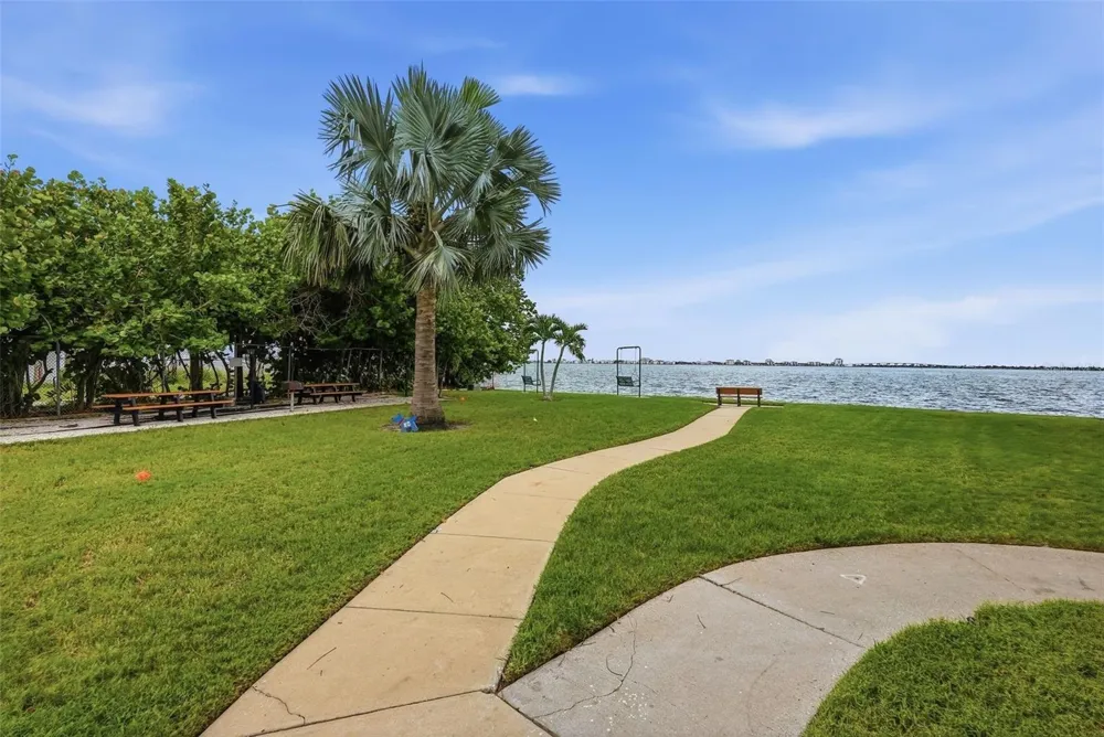5935 30TH AVENUE S #214 Gulfport, FL 33707